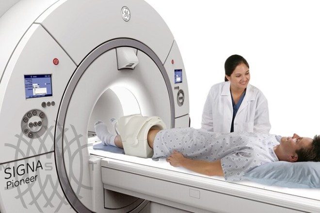Magnit-rezonans tomograf GE SIGNA Pioneer 3T
